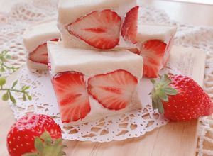 可愛く手づくり♡いちごのフルーツサンド-レシピのメイン写真