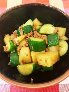 じゃがいもときゅうりのカレー炒め-レシピのメイン写真