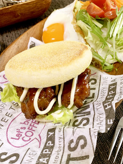 照り焼きチキンバーガー☆から揚げアレンジ-レシピのメイン写真