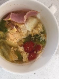 レタスとトマトのスープ-レシピのメイン写真