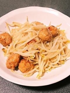 塩だれのもやし肉団子炒め♪-レシピのメイン写真