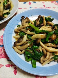 しめじとにらの炒め物-レシピのメイン写真