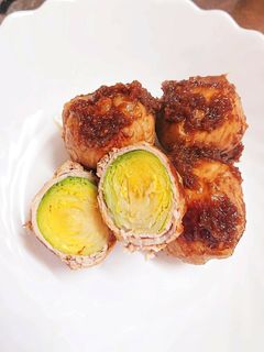 芽キャベツの肉巻き生姜焼-レシピのメイン写真