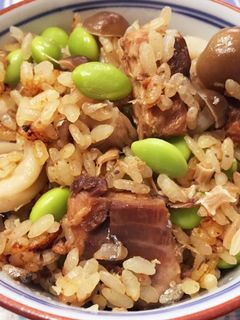 サバ缶とキノコの炊き込みご飯-レシピのメイン写真