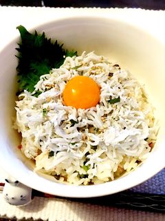 みょうがと紫蘇のさっぱりしらすご飯♪-レシピのメイン写真