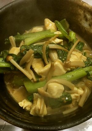 鶏肉と小松菜のピリ辛胡麻酢炒め-レシピのメイン写真