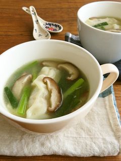 具沢山◎しいたけと餃子のねぎ生姜スープ-レシピのメイン写真