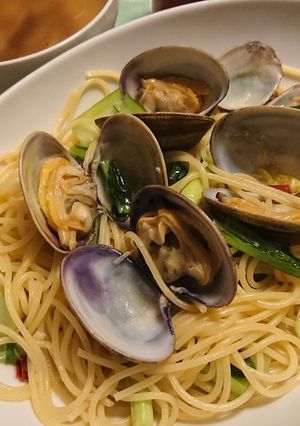 あさりと小松菜のパスタ～おうちでビストロ-レシピのメイン写真
