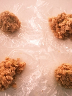 ★自家製おにぎり丸★鶏そぼろ×ネギ-レシピのメイン写真