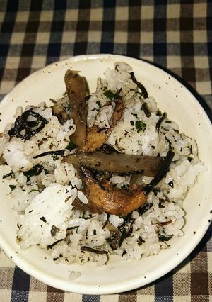 婆ちゃんのひじきで混ぜご飯(^3^)/-レシピのメイン写真
