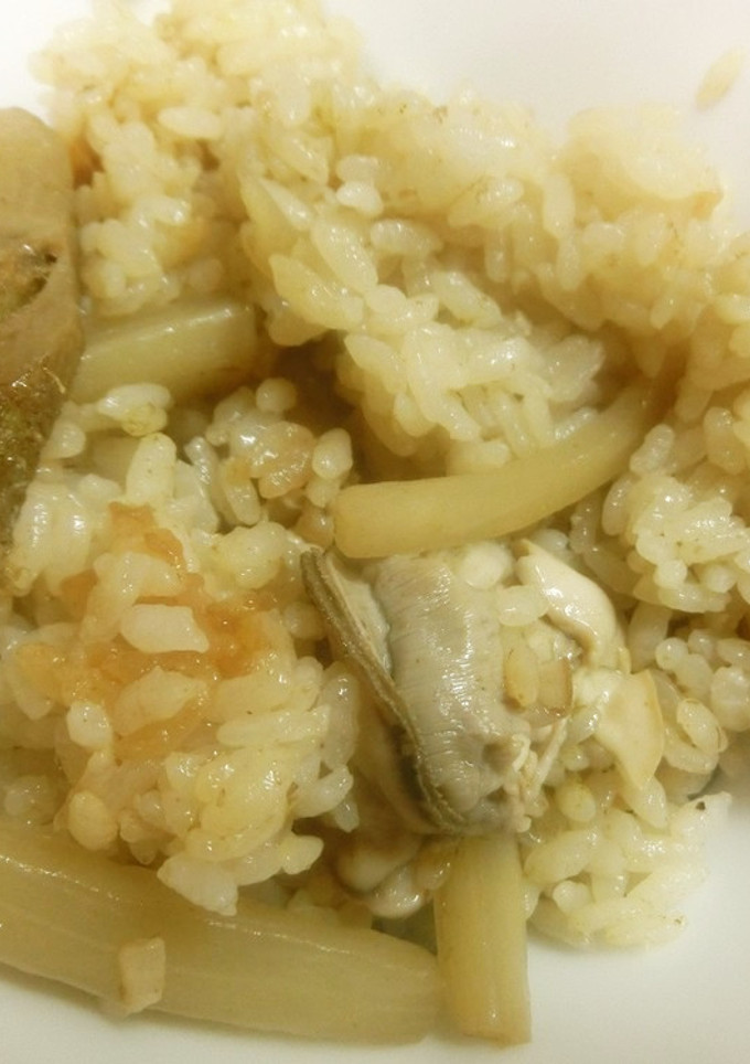 ウドと牡蛎（カキ）の炊き込みご飯-レシピのメイン写真