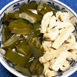 簡単 出汁と生茎わかめと油揚げの含め煮
