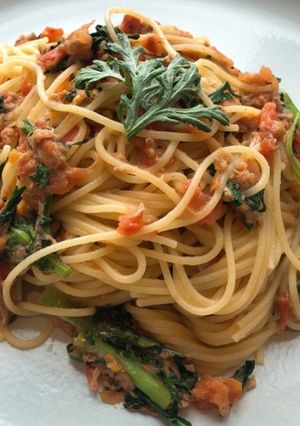 春菊とツナとトマトで。簡単おしゃれパスタ-レシピのメイン写真