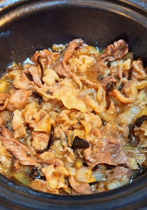 【土鍋で簡単】牛肉と玉ねぎの塩昆布煮込み-レシピのメイン写真