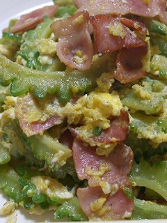 ゴーヤとカリカリベーコンの炒め物-レシピのメイン写真