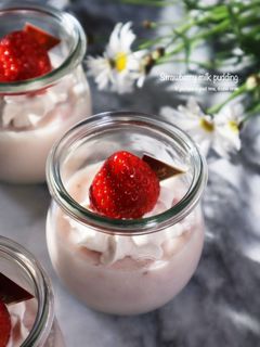 アガーで作る!いちごミルクプリン-レシピのメイン写真