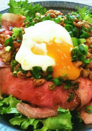 簡単♡納豆＆温玉deローストビーフ丼♡-レシピのメイン写真