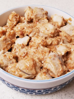 里芋消費!砂糖不使用~甘麹とゴマ和え-レシピのメイン写真