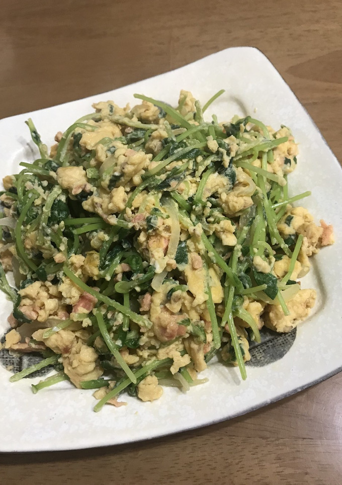 シャケと豆苗の卵とじ-レシピのメイン写真