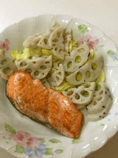 鮭とキャベツと蓮根のおかず-レシピのメイン写真
