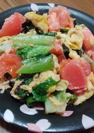 簡単!レタスとトマトの卵とじ-レシピのメイン写真