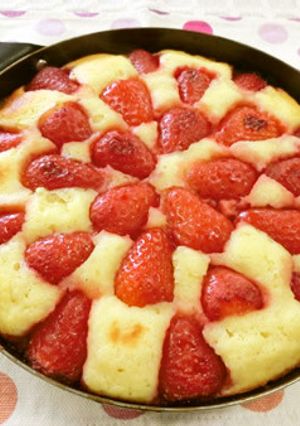 ヨーグルトといちごのケーキ-レシピのメイン写真