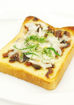 さんまあられの青しそチーズトースト-レシピのメイン写真