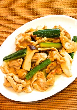 😊簡単♪豚肉ときゅうりとエリンギのさっぱり炒め😊-レシピのメイン写真