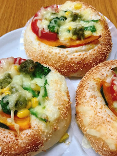 バジル香るいろいろ野菜のパン-レシピのメイン写真