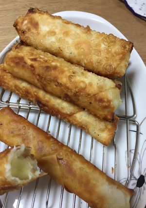 ポテサラリメイク！ポテトチーズ春巻き-レシピのメイン写真