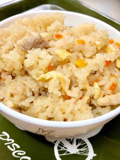 基本の鶏モモ肉の炊き込みご飯☆*°-レシピのメイン写真