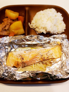 魚料理に困ったら①は鮭のホイル焼き!!-レシピのメイン写真