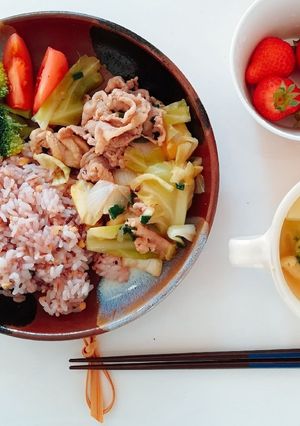 ヘルシー♪春の味！豚肉と新玉ねぎの炒め煮-レシピのメイン写真