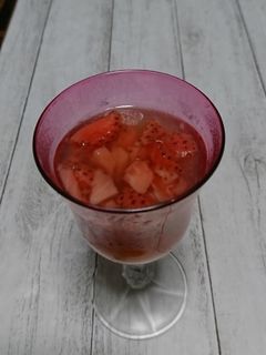 簡単♪いちご酢のいちごでゼリー-レシピのメイン写真