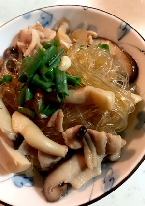 豚バラ肉ときのこと春雨の炒め煮-レシピのメイン写真