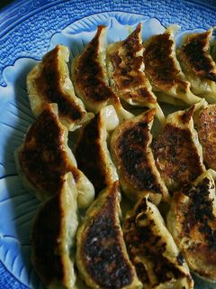 ☆春キャベツの ジューシー 餃子-レシピのメイン写真