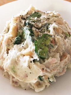 トロ〜っと美味しいポテサラ風☆里芋サラダ-レシピのメイン写真