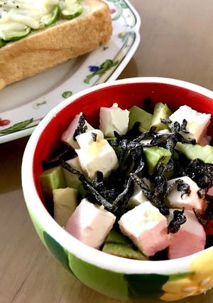 アボカドクリームチーズの塩昆布ごま油和え-レシピのメイン写真