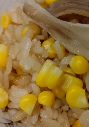 とうもろこしと舞茸の炊き込みご飯〜夏から秋へ〜-レシピのメイン写真