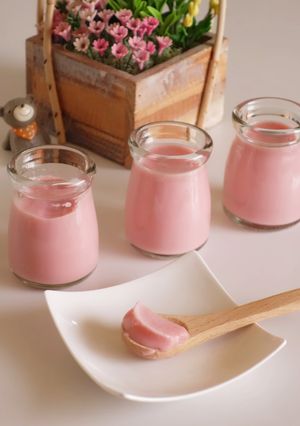 卵白消費♪いちごプリン(ゼラチン使用)-レシピのメイン写真