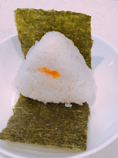 時短エコ、冷凍卵で、味漬け卵黄おにぎり!-レシピのメイン写真