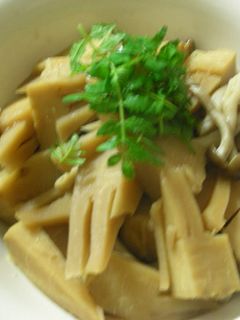 【基本の和風煮物】タケノコとシメジの煮物-レシピのメイン写真