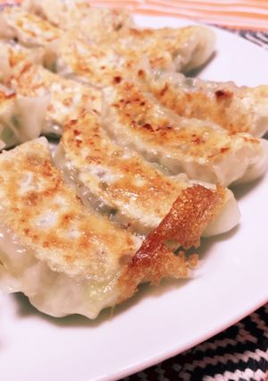 たっぷりキャベツの美味しい手作り餃子-レシピのメイン写真
