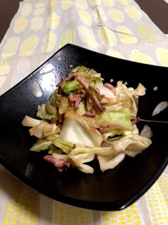 調味料一切不要♡イカの塩辛キャベツ炒め-レシピのメイン写真