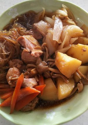 新じゃが、新玉ねぎと鳥肉で韓国チムタク風-レシピのメイン写真