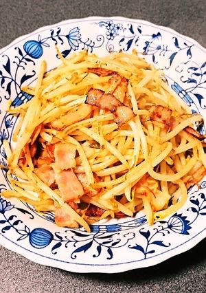 節約♪もやしとベーコンのカレー炒め♪-レシピのメイン写真