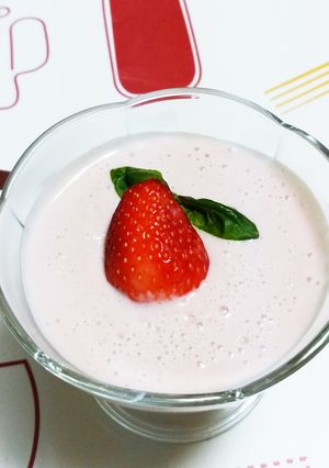 イチゴフローズンと豆腐のデザート-レシピのメイン写真