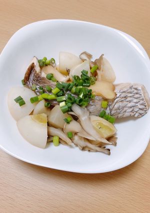 小鍋で簡単☆真鱈と小カブの蒸し煮-レシピのメイン写真
