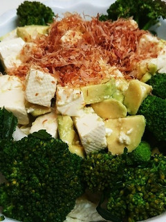 簡単ヘルシー アボカド豆腐サラダ-レシピのメイン写真