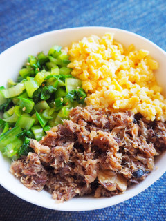 さば缶の三色丼-レシピのメイン写真